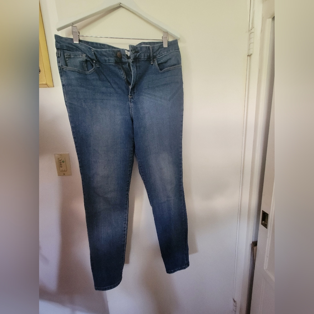 JESSICA SIMPSON Classic Blue Women's Jeans SIZE 14